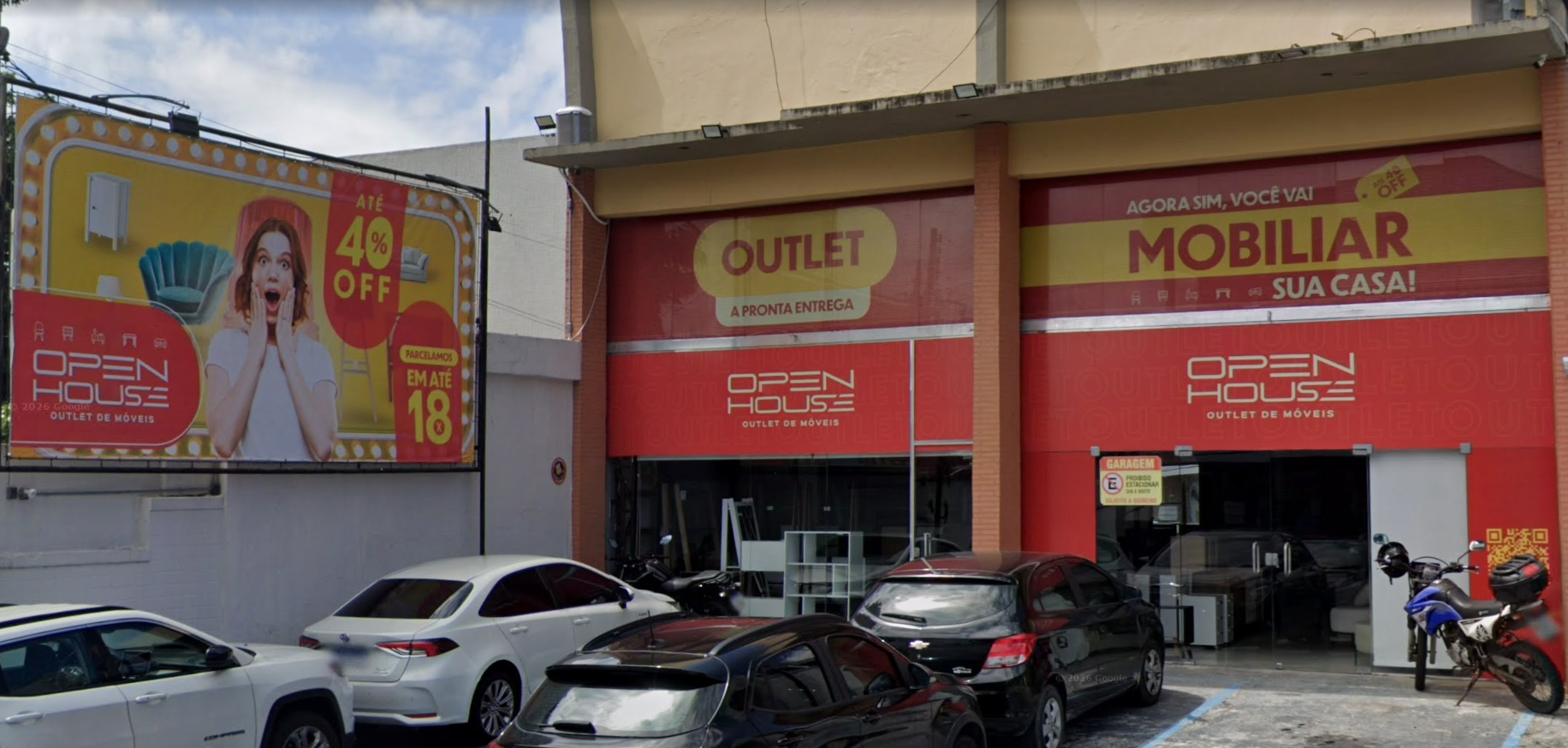 Fachada da loja Open House Outlet de Móveis em Manaus
